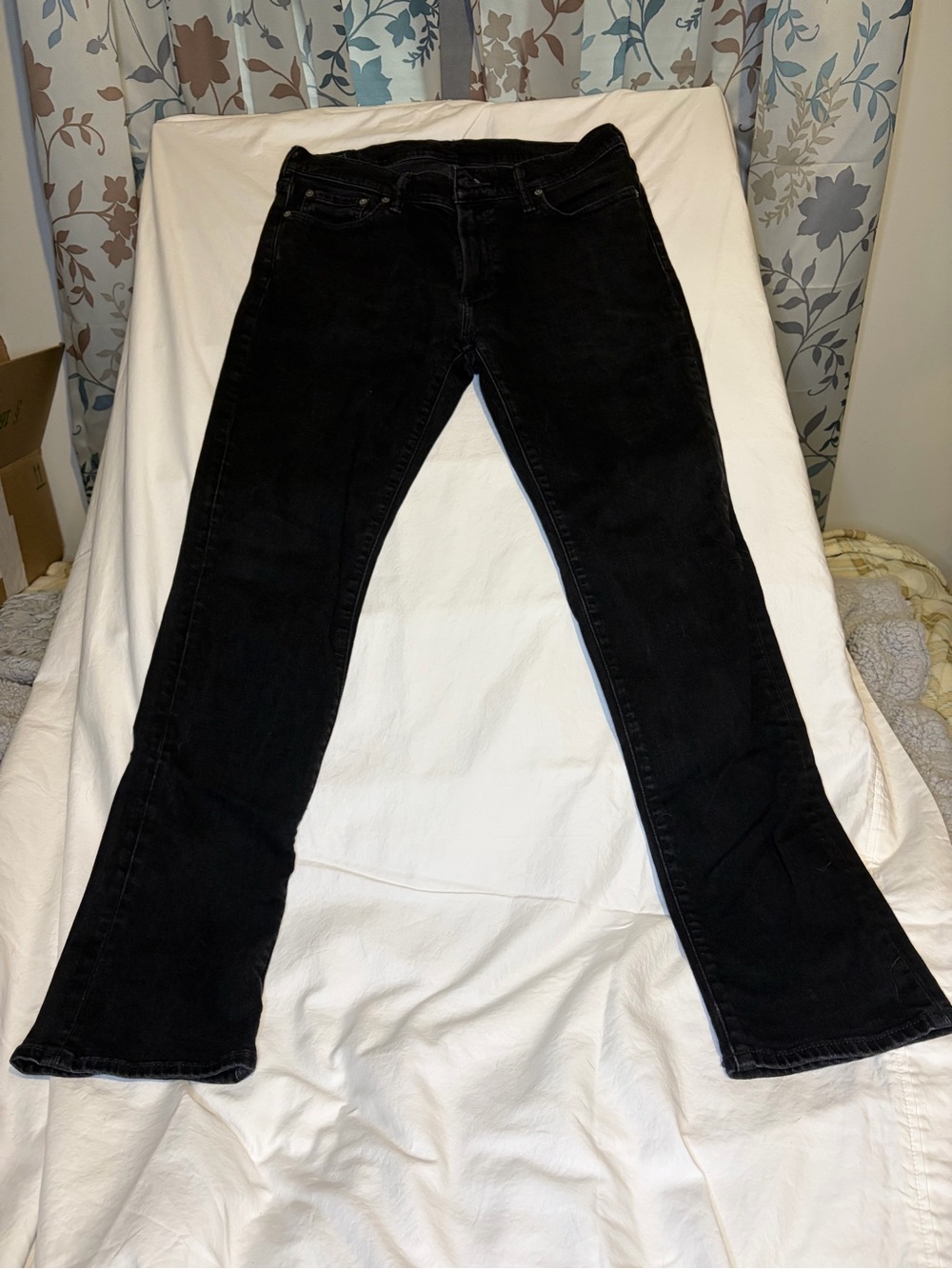 Abercrombie & Fitch Men's Black Slim Straight Jeans